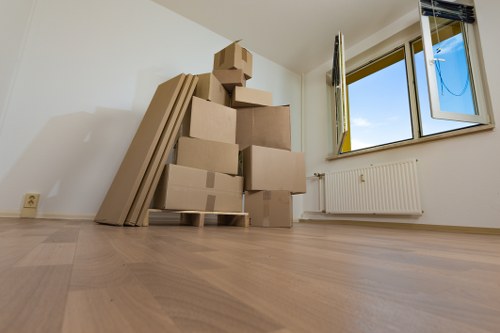 Local removals and storage planning in Shepherdsbush West London